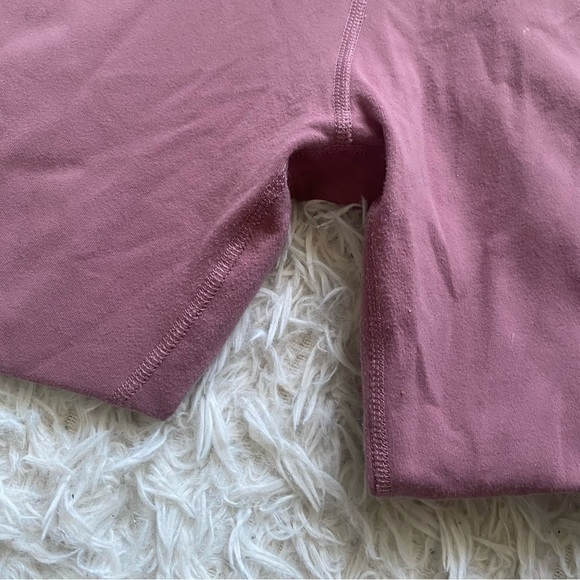 Aritzia TNA Leggings - Picture 5 of 9